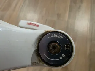 Horquilla Rock Shox Reba Blanca 29'