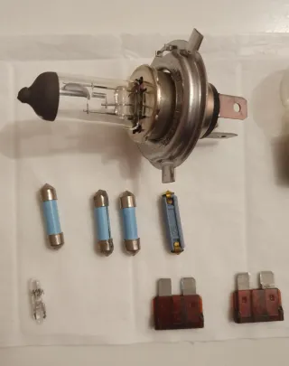 Bombillas y Fusibles Coche