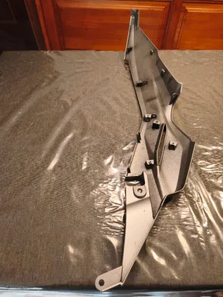 Quilla Carenado Izquierda Honda Forza 125