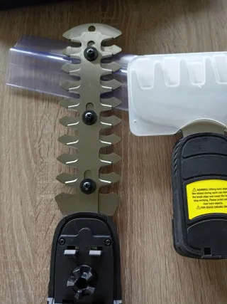 Tagliasiepi a Batteria 12V DuraTech + Borsa