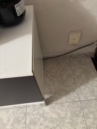 Mueble TV moderno blanco y negro