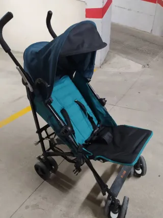 Silla de paseo azul