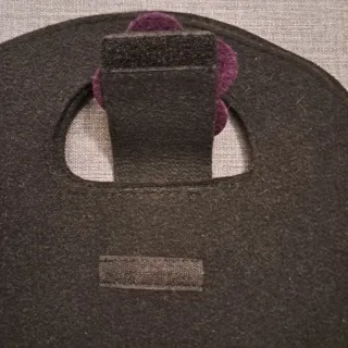 Borsa Nera in Feltro con Fiore