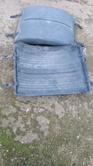 Guardabarros Plástico Gris