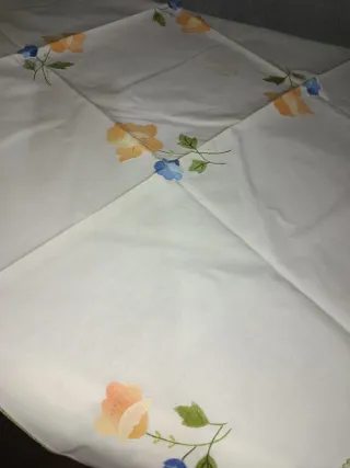 2 preciosos Tapetes de Lino con Flores