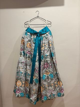 Traje de Fallera Adulta + Zapatos 40 de regalo