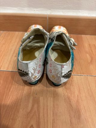 Traje de Fallera Adulta + Zapatos 40 de regalo