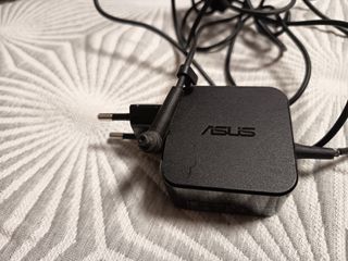 Cargador ASUS para portátil