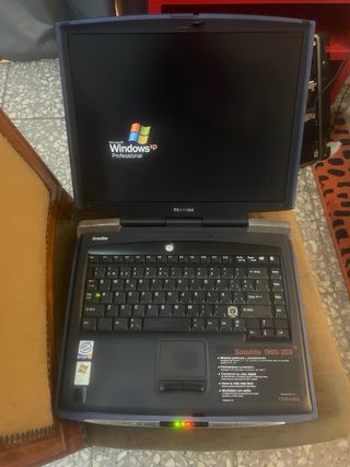 Toshiba Satellite 1900-203 Portátil