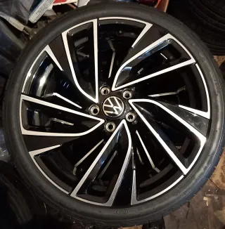 Llantas 19” VW Golf GTI Modelo Adelaide
