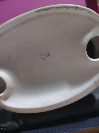 Scultura ceramica uomo con topo e boccale