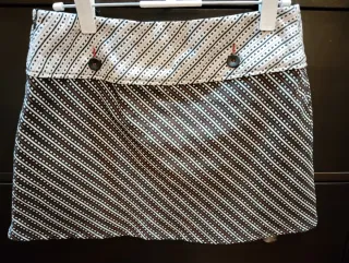 Minifalda de rayas de Mango