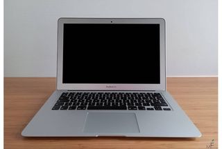 MacBook Air 13 i7 2,2GHz 8GB RAM 256GB SSD