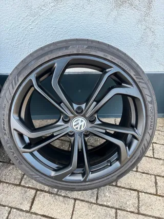 Llantas 19” VW Golf GTI Reifnitz TCR