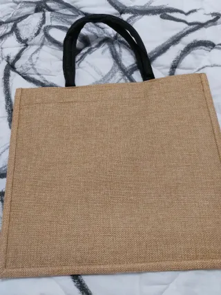 Borsa personalizzata con iniziale C e fiori