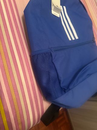 Mochila Adidas Azul y Negra Talla unica