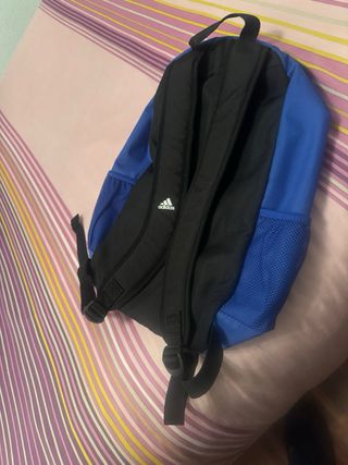 Mochila Adidas Azul y Negra Talla unica