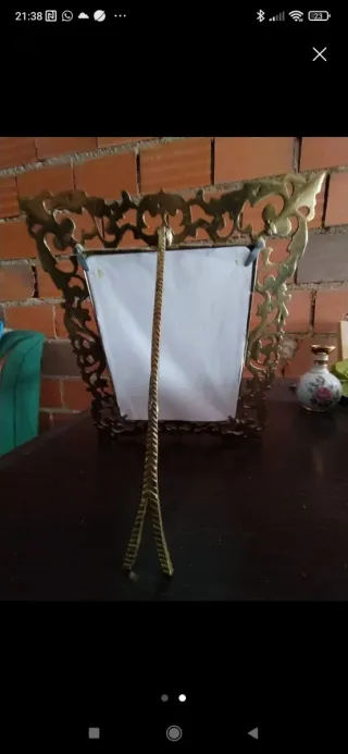 Marco antiguo bronce con cristal