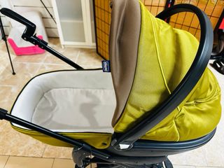 Coche Chicco con funda
