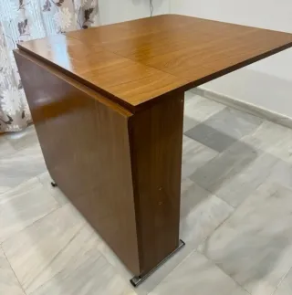 Mesa plegable de madera