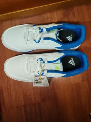 Zapatillas Adidas Blancas y Azules