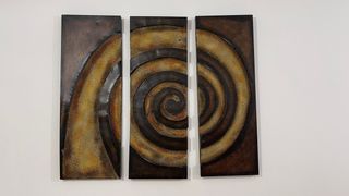 Cuadro espiral latón metal