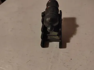 Sacapuntas cañón antiguo