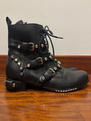 Stivali biker donna neri con borchie