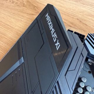 ASUS ROG MAXIMUS XI HERO - Intel LGA1151