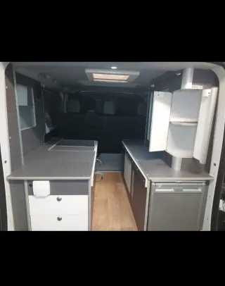 CAMPER Renault Trafic 2017
