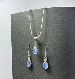 PENDIENTES Y COLLARES DE PLATA