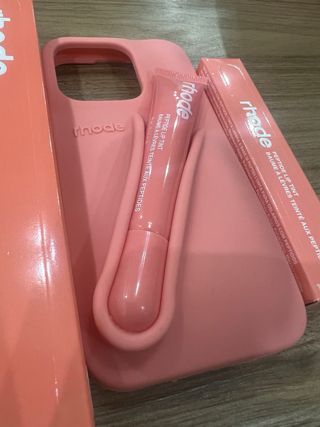 Set Rhode Lip Case + Peptide Lip Tint