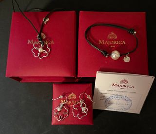 Conjunto Majorica: Colgante, Pulsera y Pendientes.