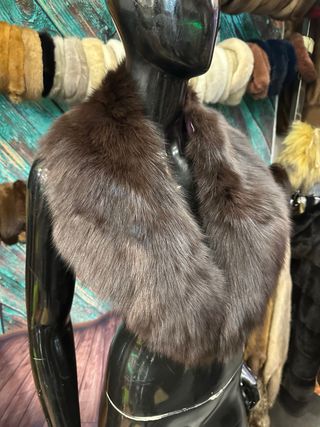 Collo di pelliccia marrone