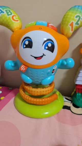 Juguetes a 8€ ( cada juguete )