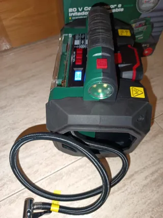 Compresor 20V Parkside con linterna