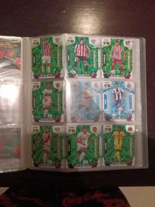 Lote 300 cartas Adrenalyn 2025-26 sin repetir