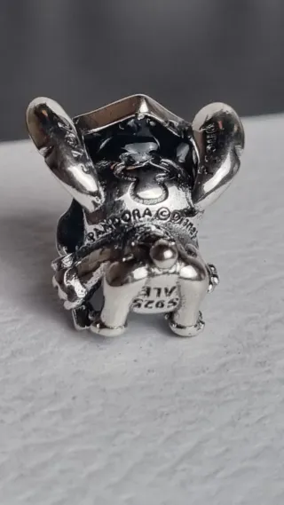 Charm Stitch Graduación Pandora Disney Plata