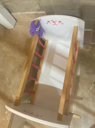 Cuna mecedora infantil para muñecas