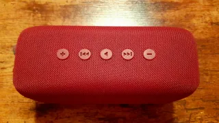 Altavoz Rockbox Bold M. Resistente al agua IPX7.