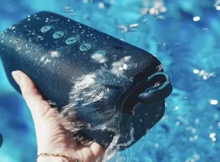 Altavoz Rockbox Bold M. Resistente al agua IPX7.