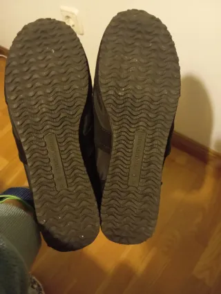 Zapatillas negras STR