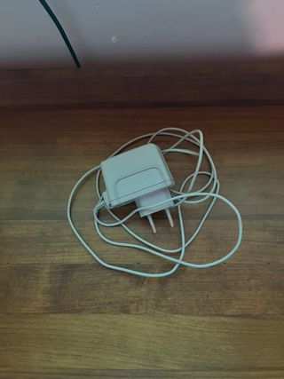 NEW Nintendo 3DS XL + Juego + Estuche + Cargador