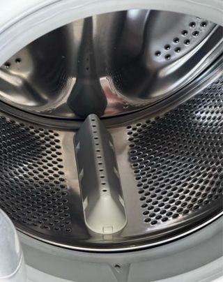 LAVADORA INDESIT DE 9 KILOS DE 1400RPM