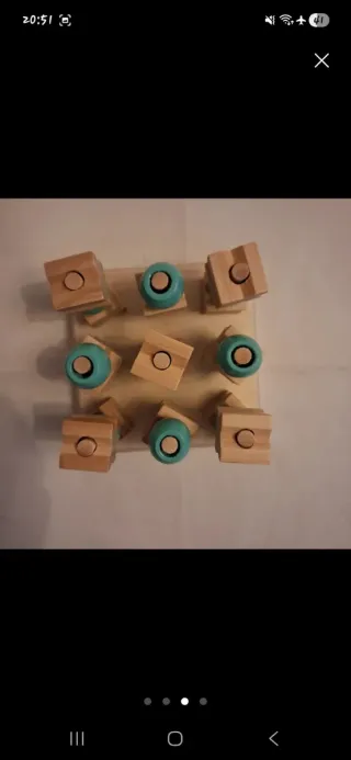 Tres en Raya Vertical Madera y Resina