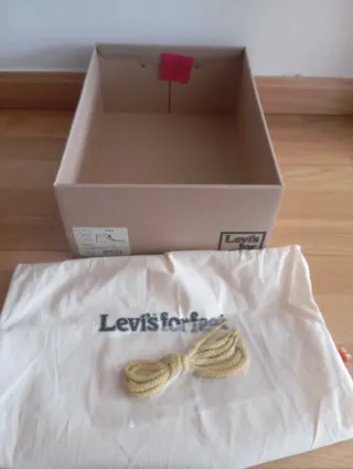 Botas Levi's Beige nuevas.