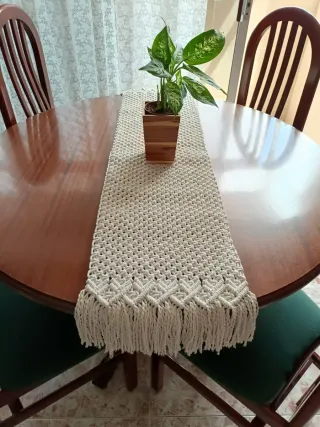 Camino de mesa macramé