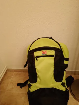 Mochila porta bebés para rutas
