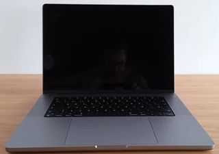 MacBook Pro 16 M1 Max 64GB RAM 1TB SSD 24 núc GPU