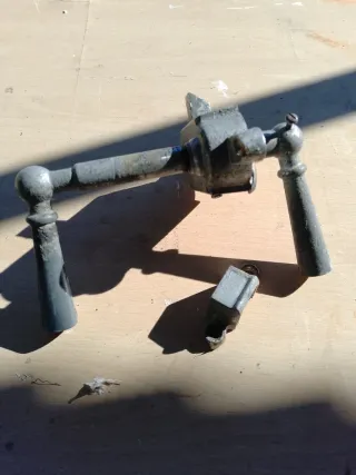 Cerradura antigua de metal